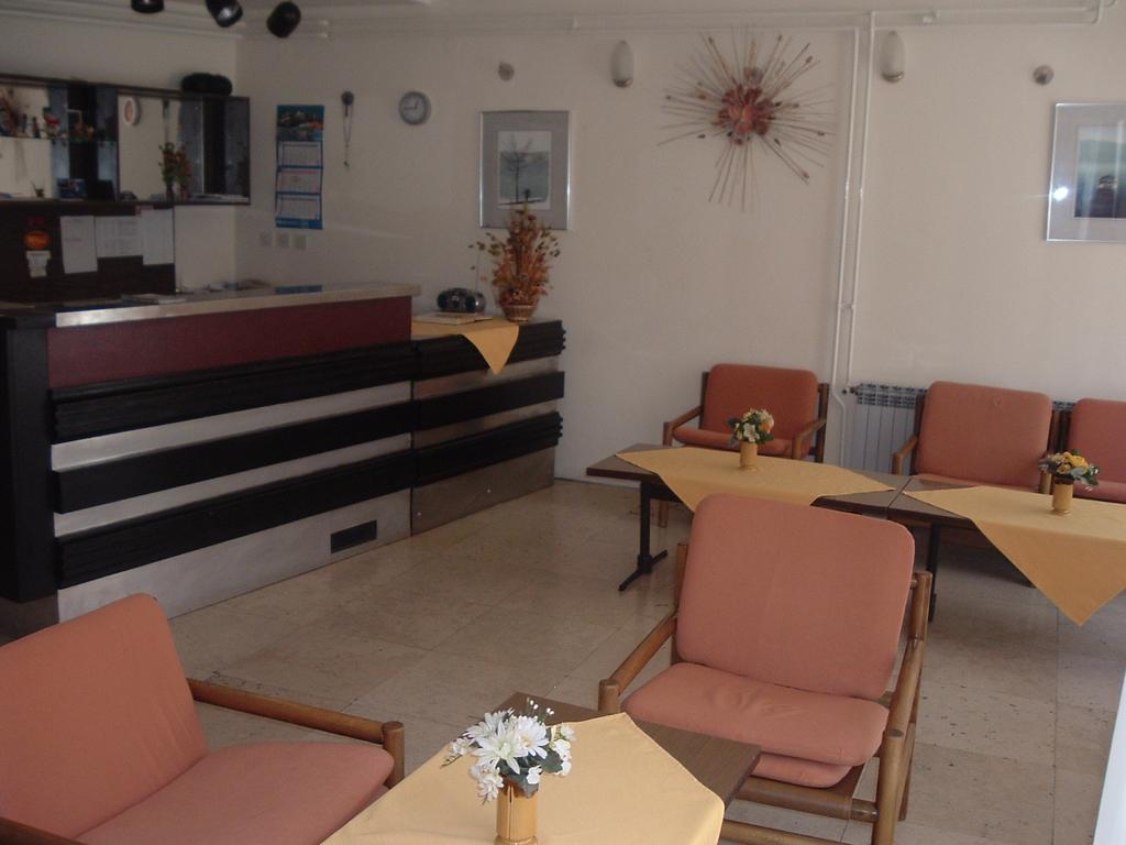 Depadansa Marina & Primorka Hotel Omišalj Екстериор снимка